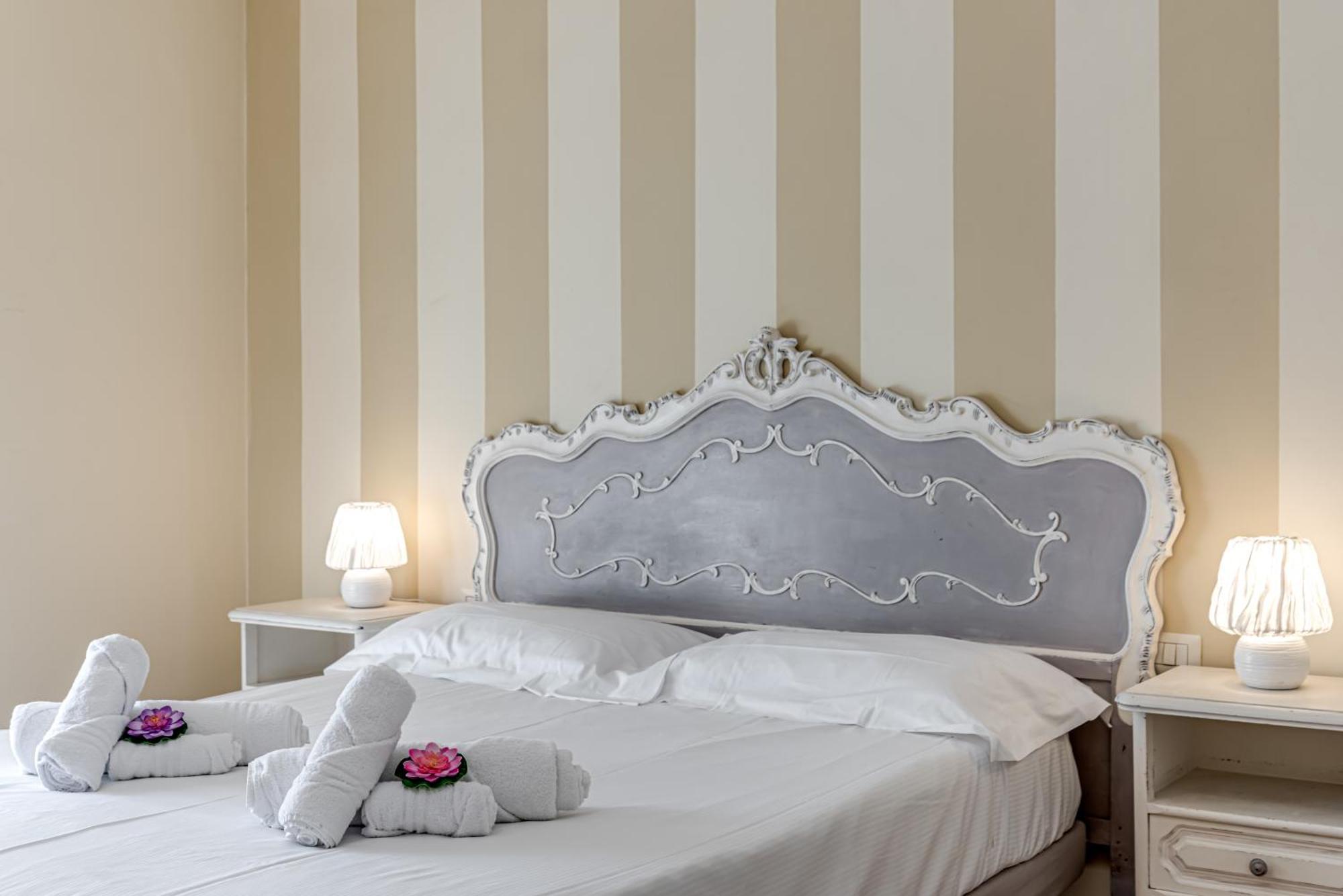 Flora - Sweet Dreams In Флоренция Экстерьер фото